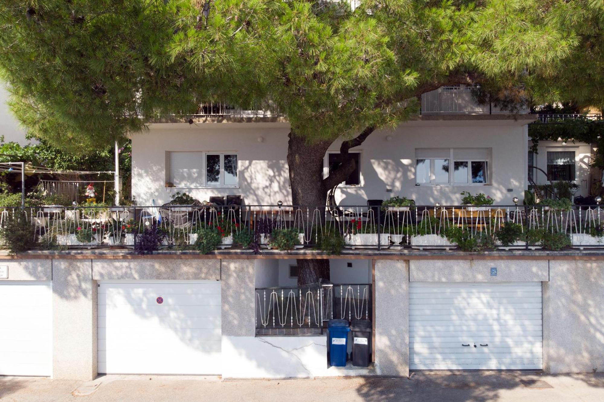 Apartments Adisa Omiš Exteriér fotografie